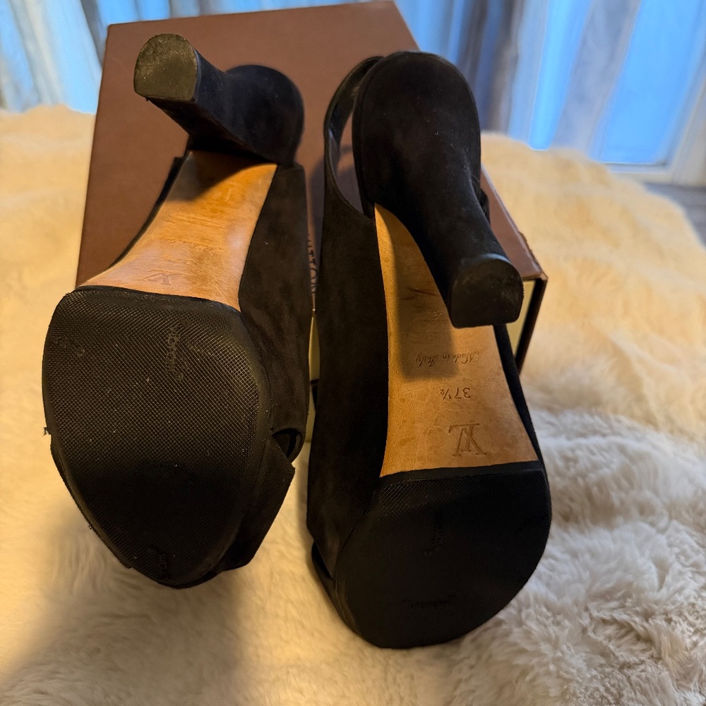 LOUIS VUITTON - Picture 16 of 16